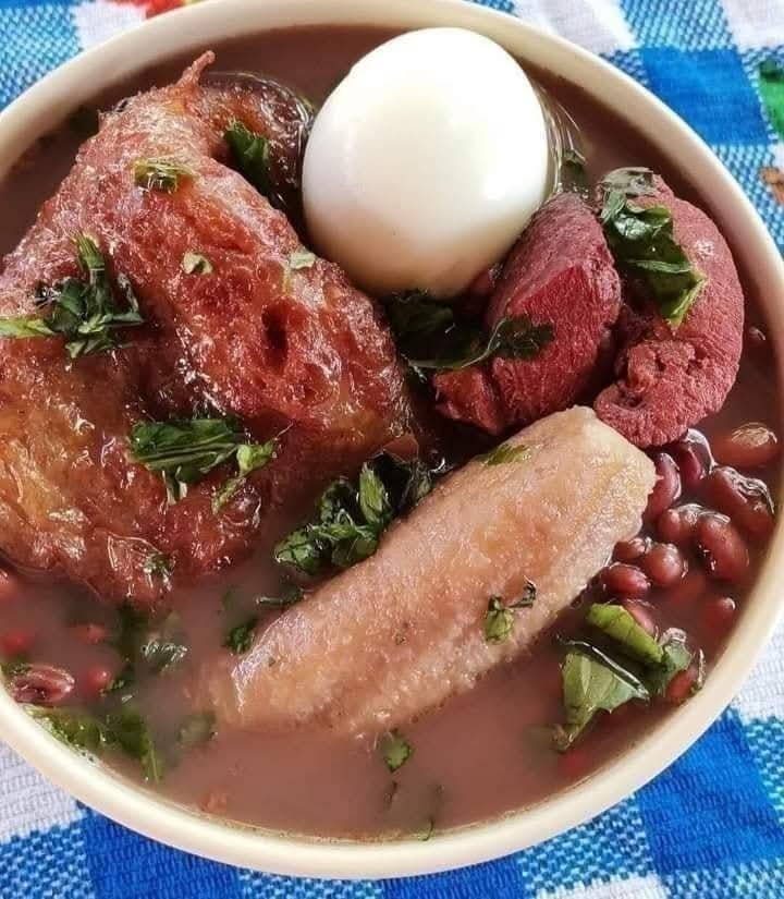 Sopa de Frijoles